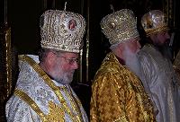 Nella foto, da sinistra a destra: il Metropolita Antonio di Ravenna, di L’Aquila e d’Italia, fondatore della nostra Chiesa, con S.S. il Patriarca Filarete di Kiev durante una concelebrazione.
